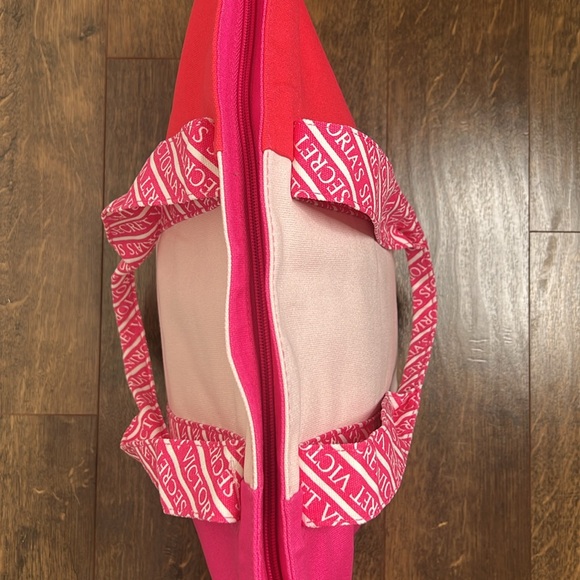 Victoria's Secret Tote Bag Pink Zipper Cute Cheap Swim Boat Gift - Picture 6 of 11